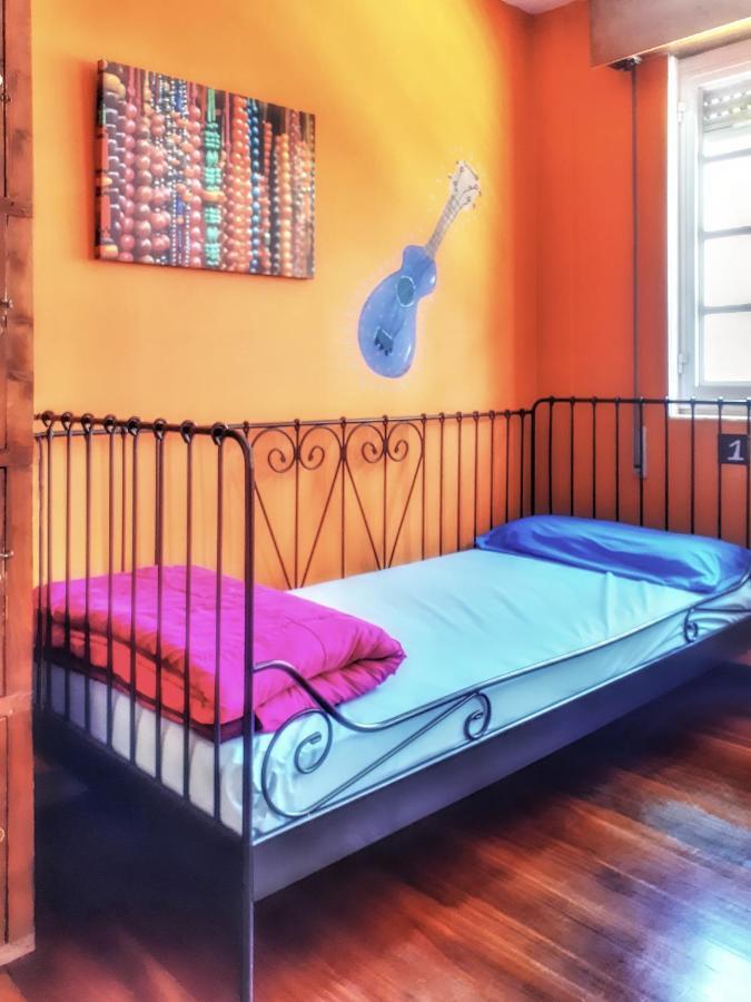 Meiga Backpackers Hostel سانتياغو دي كومبوستيلا المظهر الخارجي الصورة