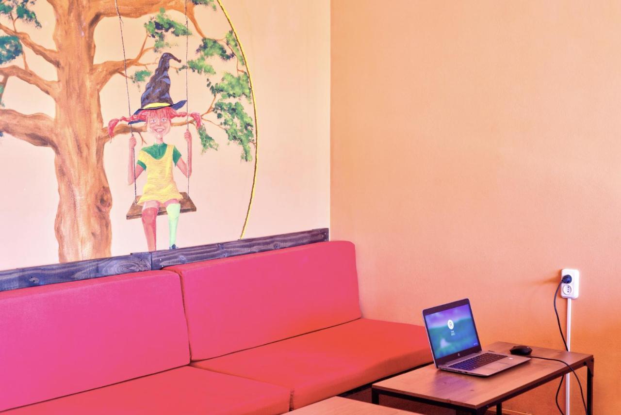 Meiga Backpackers Hostel سانتياغو دي كومبوستيلا المظهر الخارجي الصورة
