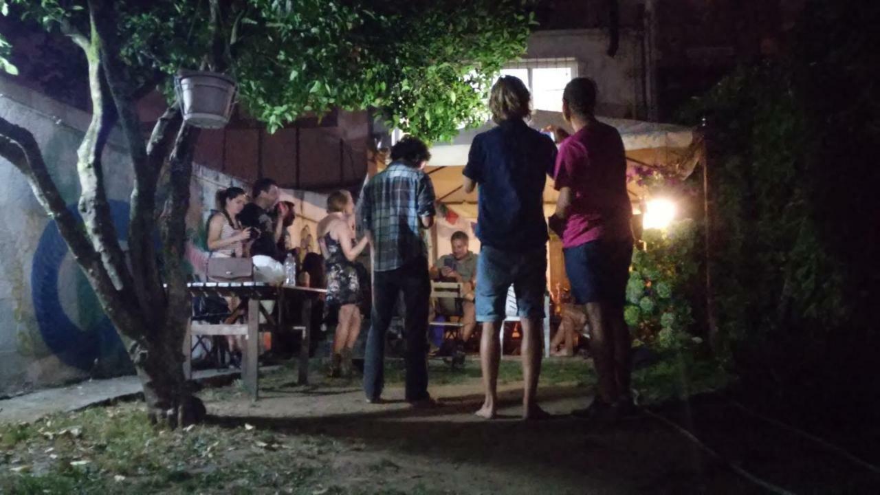 Meiga Backpackers Hostel سانتياغو دي كومبوستيلا المظهر الخارجي الصورة